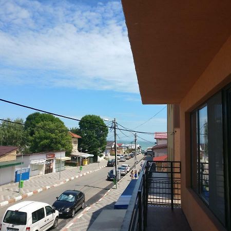Готель Vila Isabela Костінешть Екстер'єр фото
